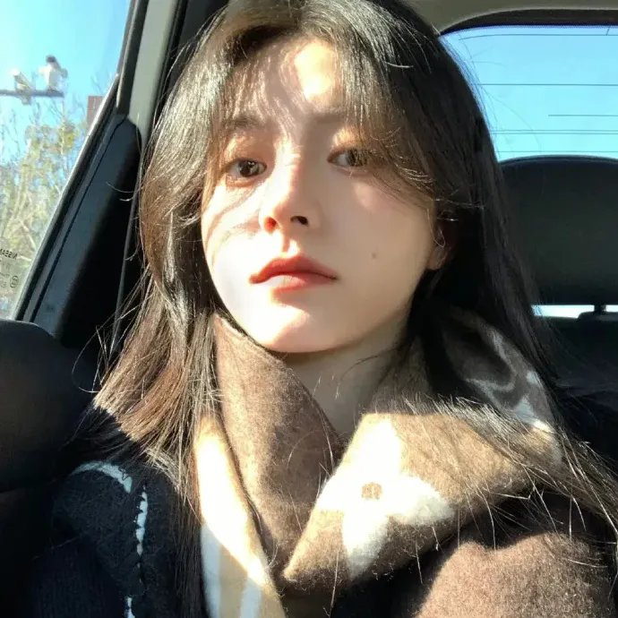 和离回娘家住茅草屋,赚钱养崽忙